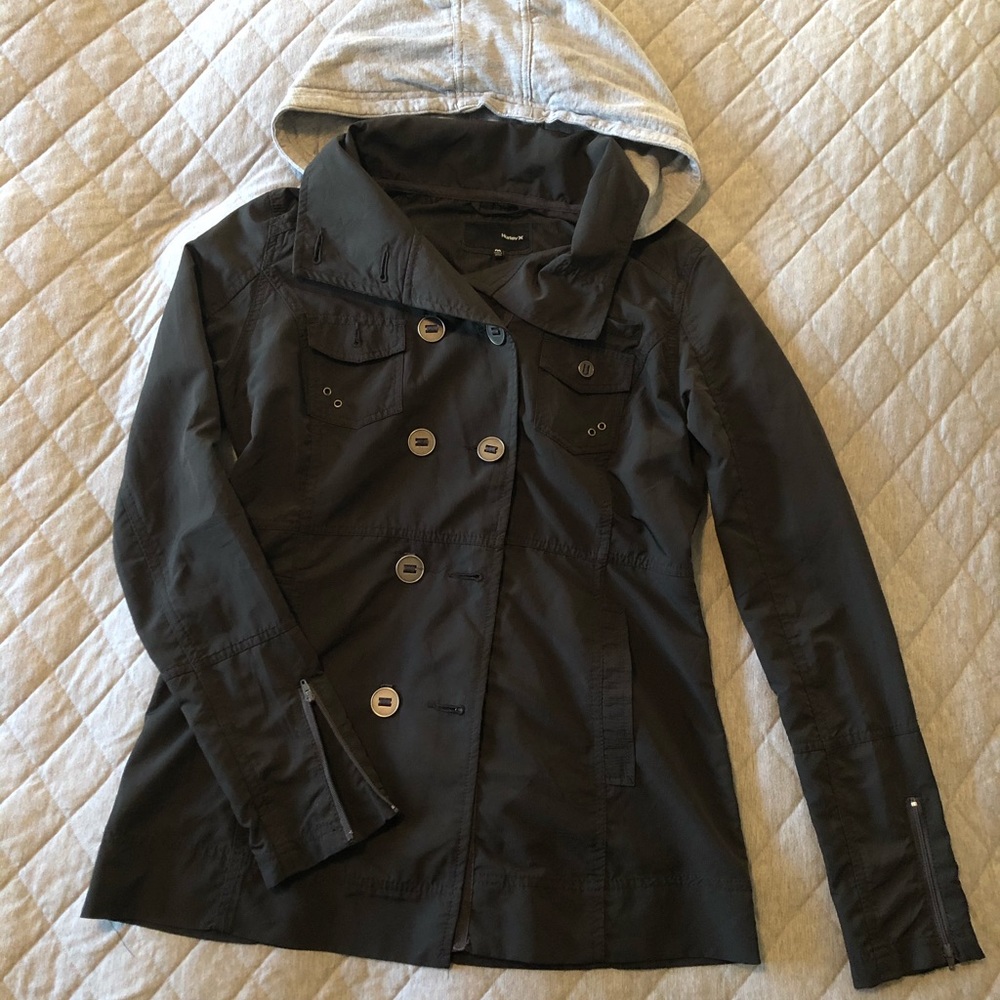 HURLEY LIGHTWEIGHT BLACK BUTTON UP JACKET